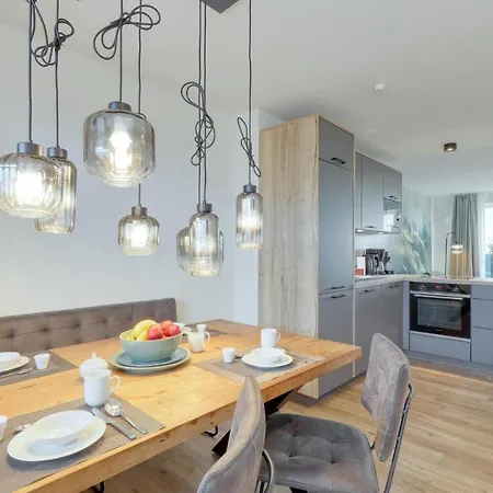 2 Bedroom Amazing In Apartment *